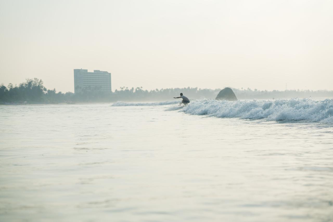 Ocean Bay Surf Resort Weligama Exterior foto
