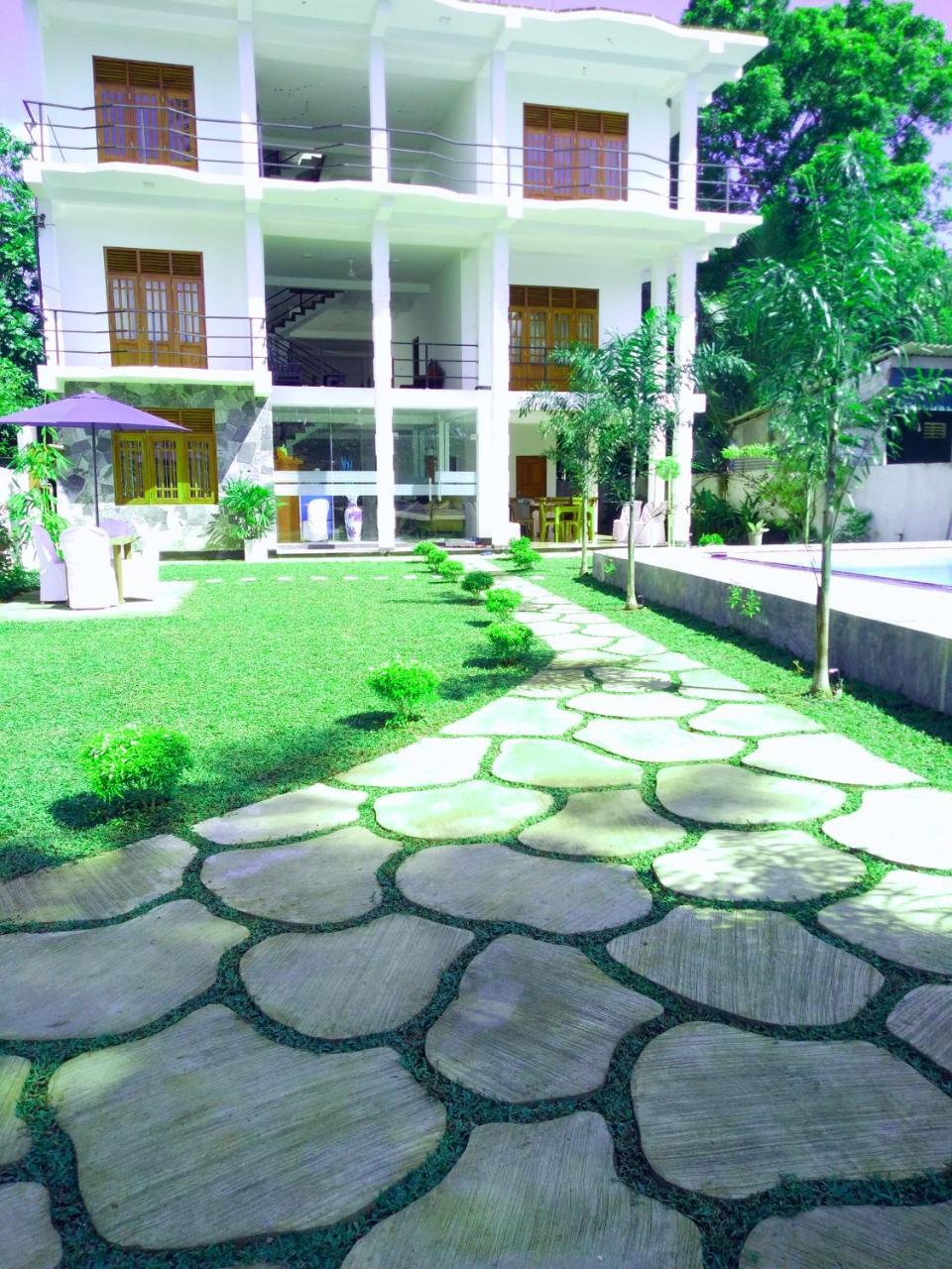 Ocean Bay Surf Resort Weligama Exterior foto